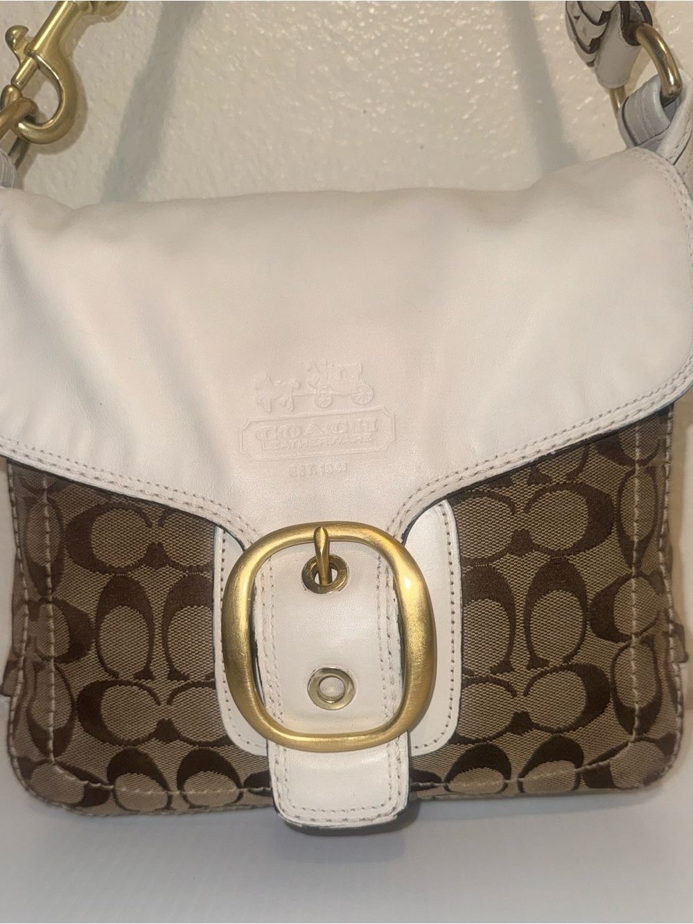 Coach White and Brown Signature Shoulder Bag with Brass Buckles - Picture 4 of 9